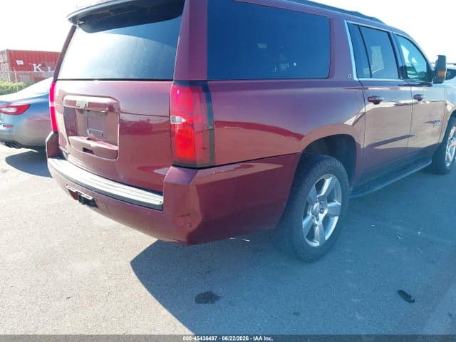 2017 CHEVROLET SUBURBAN LT 6