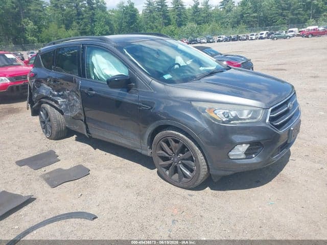 2017 FORD ESCAPE SE - 1