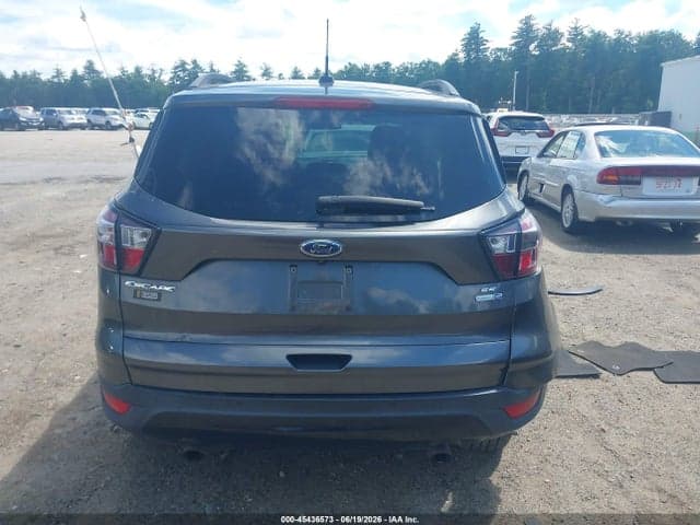 2017 FORD ESCAPE SE 17
