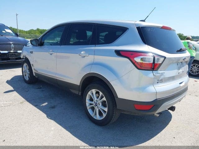 2017 FORD ESCAPE SE 3