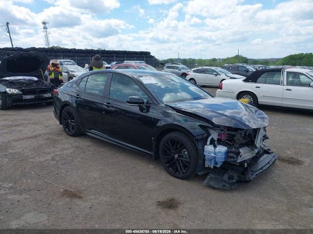2025 TOYOTA CAMRY SE - 1