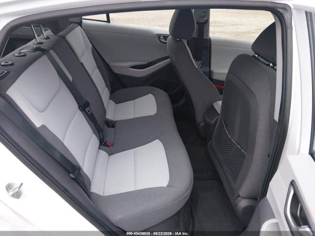 2020 HYUNDAI IONIQ HYBRID BLUE 8