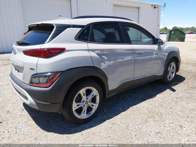 2022 HYUNDAI KONA SEL 4