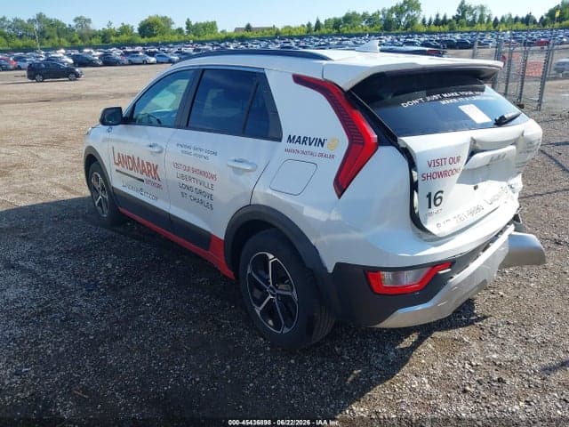 2025 KIA NIRO LX 3
