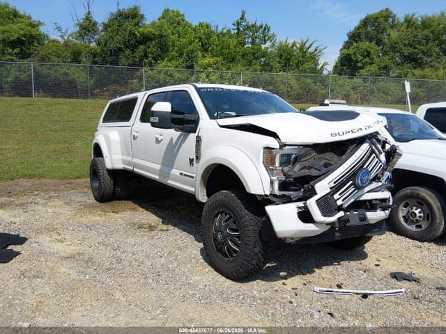 2021 FORD F-350 LARIAT 1