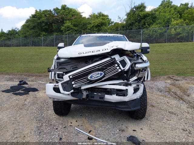 2021 FORD F-350 LARIAT 6