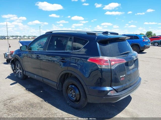 2017 TOYOTA RAV4 XLE 3