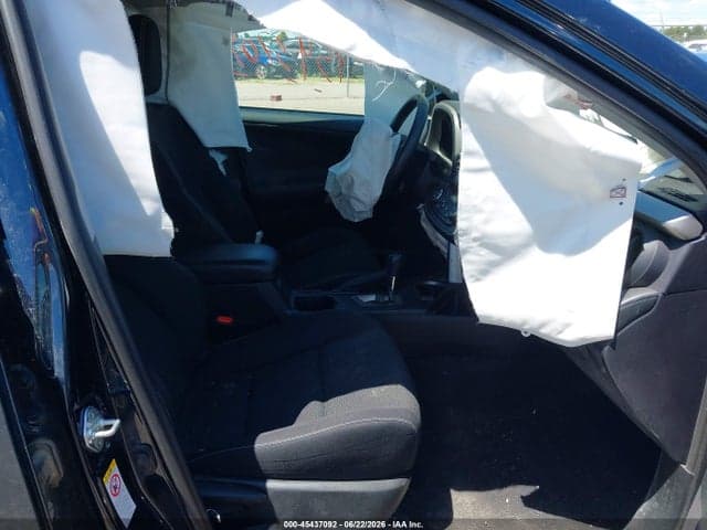 2017 TOYOTA RAV4 XLE 5