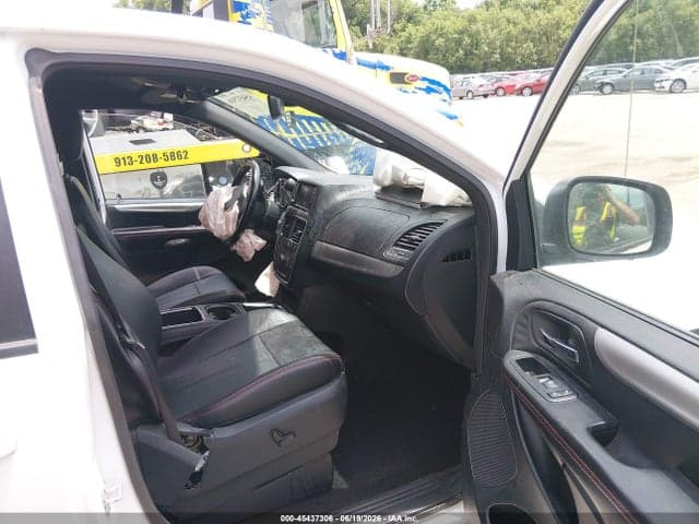 2019 DODGE GRAND CARAVAN GT 5