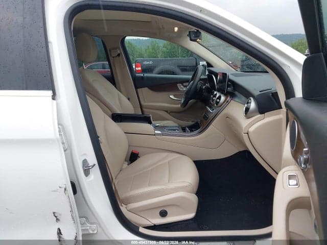 2021 MERCEDES-BENZ GLC 300 4MATIC SUV 5