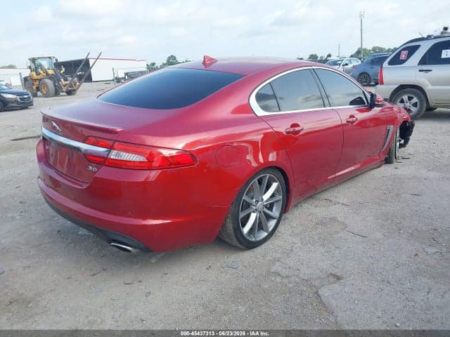 2015 JAGUAR XF 3.0 4