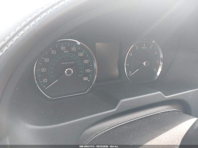 2015 JAGUAR XF 3.0 7