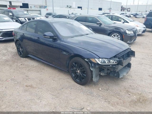 2017 JAGUAR XE 20D 1