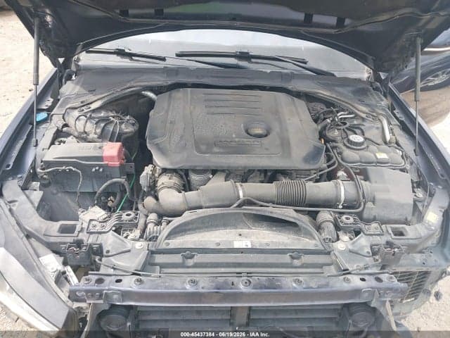 2017 JAGUAR XE 20D 10