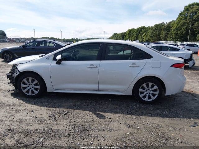 2020 TOYOTA COROLLA LE 15
