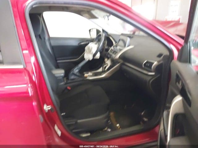 2020 MITSUBISHI ECLIPSE CROSS 5