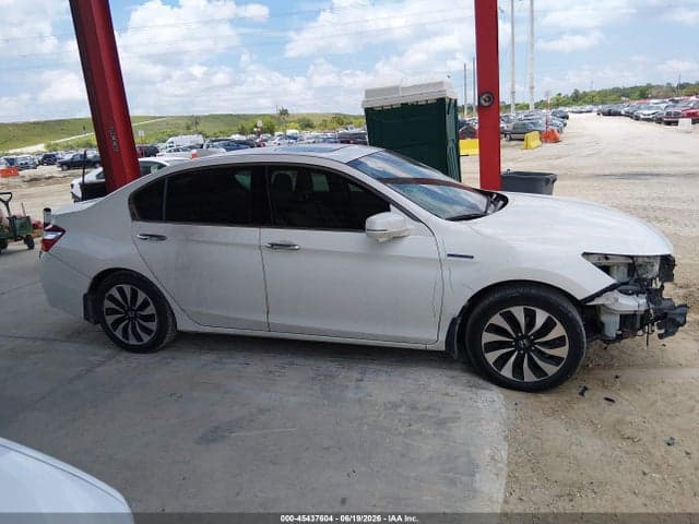2017 HONDA ACCORD HYBRID EX-L 14