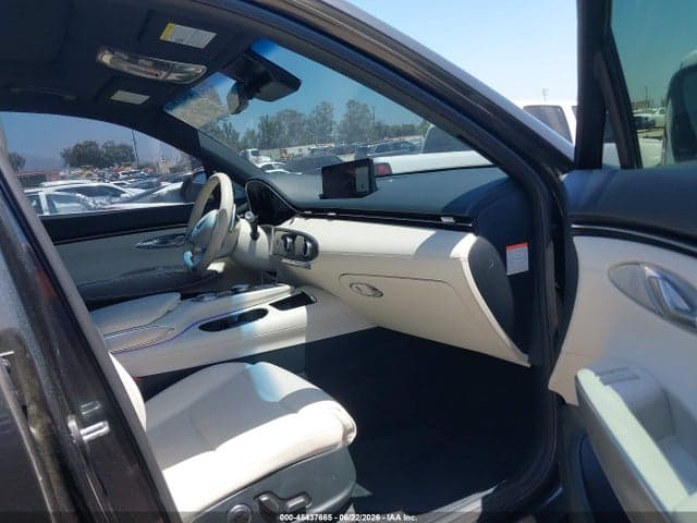 2024 GENESIS ELECTRIFIED GV70 5