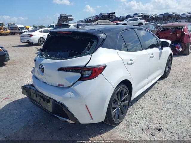 2023 TOYOTA COROLLA XSE 4