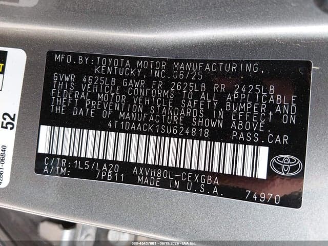 2025 TOYOTA CAMRY XLE 9