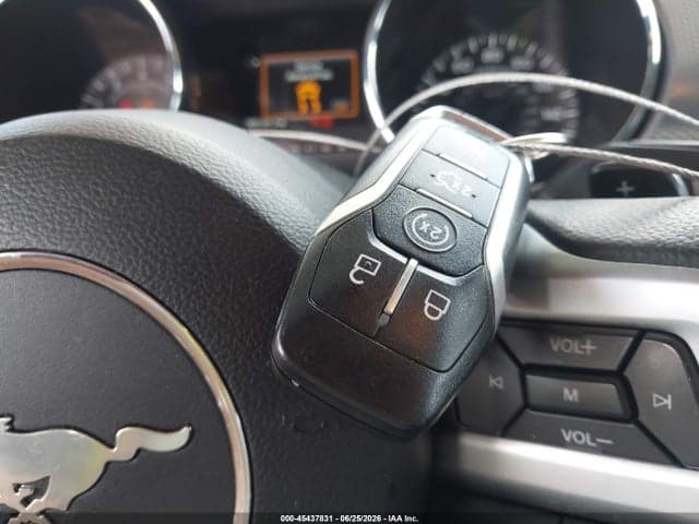 2016 FORD MUSTANG GT/GT PREMIUM 11