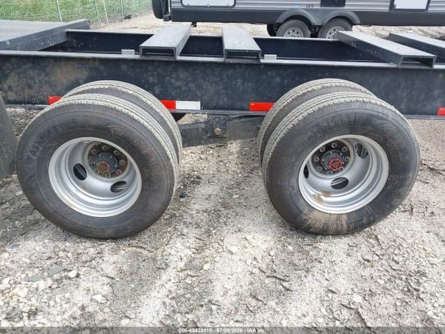 2026 GOOSENECK TRAILERS TRAILER 8