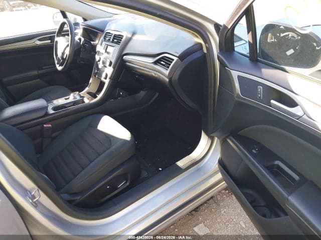 2017 FORD FUSION SE 5