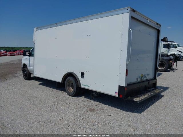 2026 FORD E-450 CUTAWAY 3