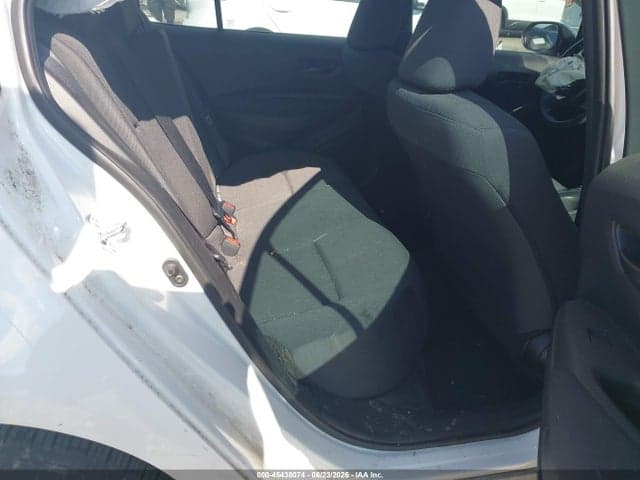 2024 TOYOTA COROLLA LE 8