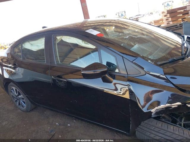 2021 NISSAN VERSA SV XTRONIC CVT 13