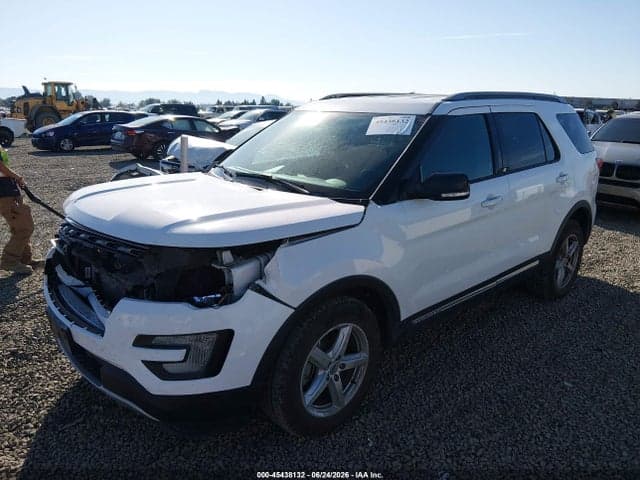 2017 FORD EXPLORER XLT 2