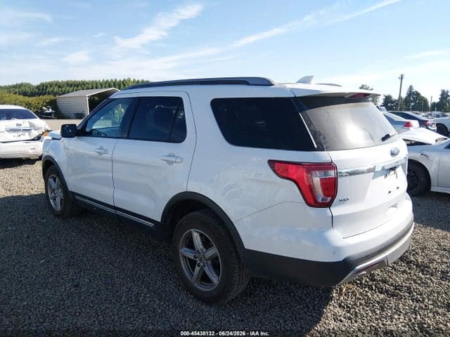 2017 FORD EXPLORER XLT 3