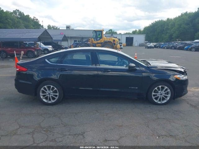 2019 FORD FUSION HYBRID SE 13