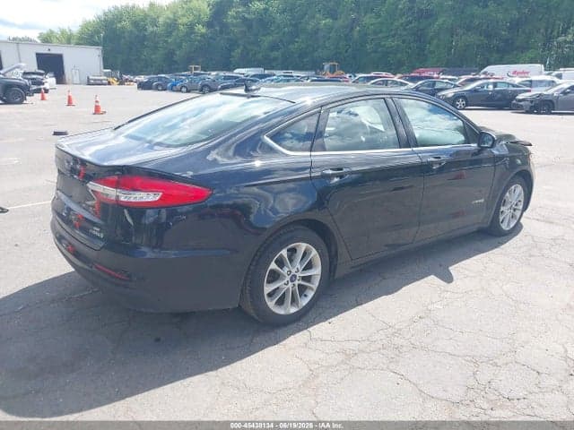 2019 FORD FUSION HYBRID SE 4