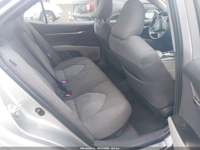 2022 TOYOTA CAMRY LE HYBRID 8