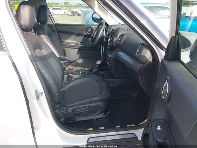 2018 MINI COUNTRYMAN COOPER 5