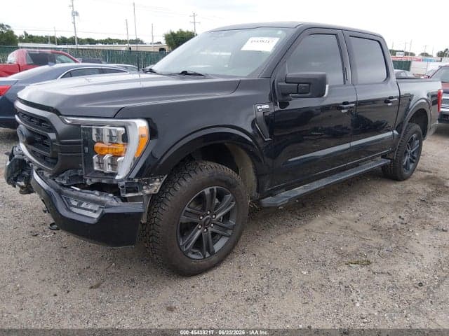 2023 FORD F-150 XLT 2