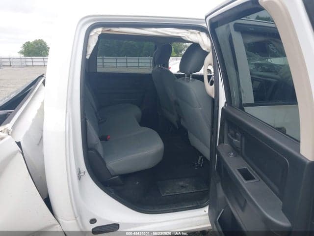 2017 RAM 1500 8