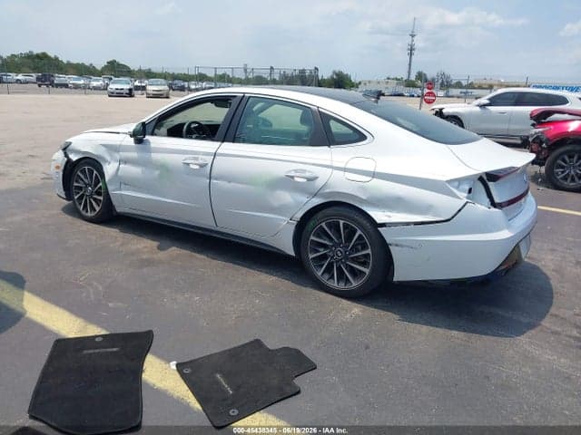 2022 HYUNDAI SONATA LIMITED 3