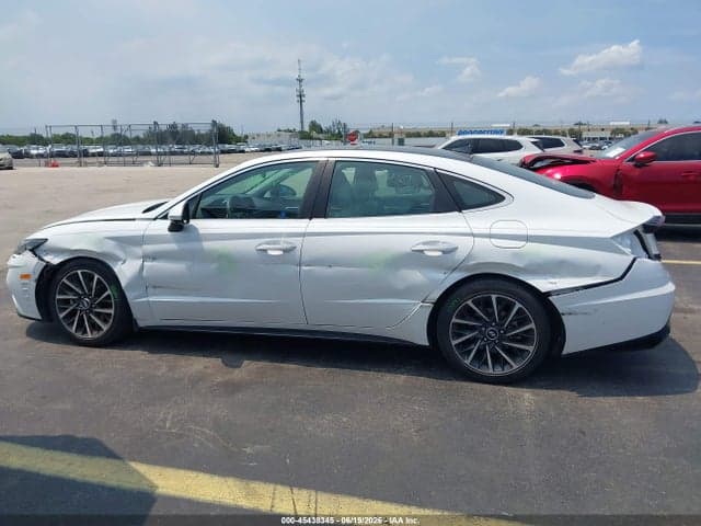 2022 HYUNDAI SONATA LIMITED 6