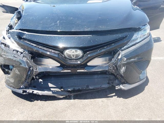 2020 TOYOTA CAMRY SE NIGHTSHADE EDITION 6