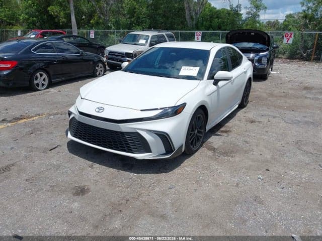 2026 TOYOTA CAMRY SE 2