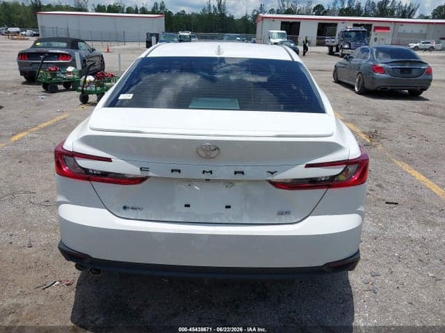 2026 TOYOTA CAMRY SE 17
