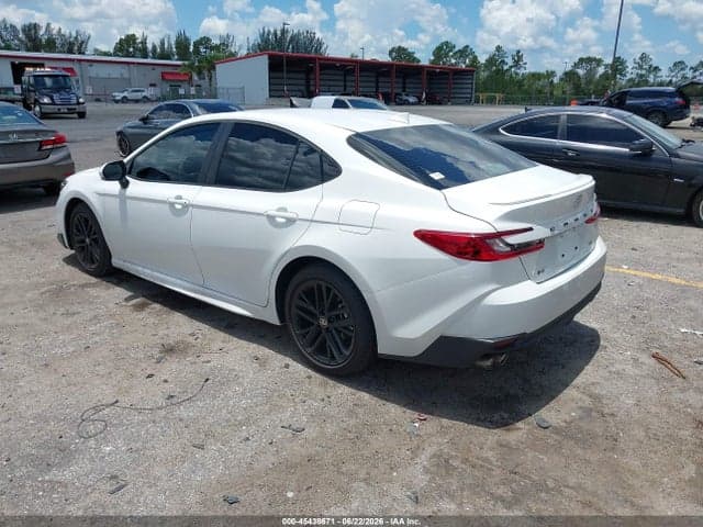2026 TOYOTA CAMRY SE 3