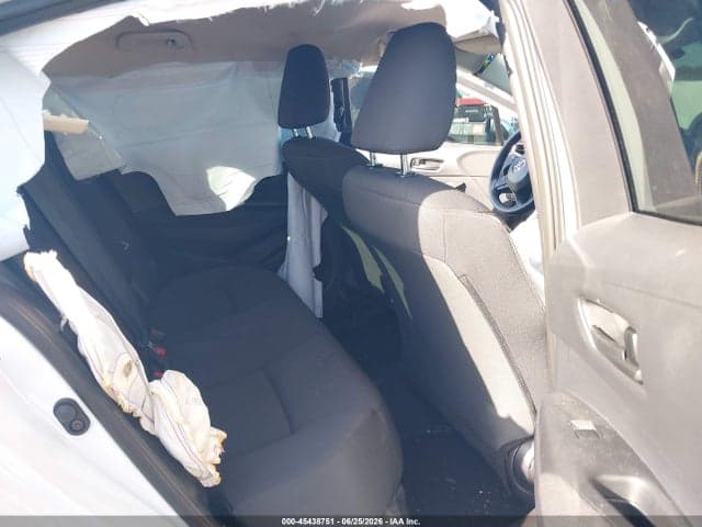 2026 TOYOTA COROLLA LE 8
