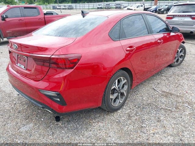 2021 KIA FORTE LXS 4