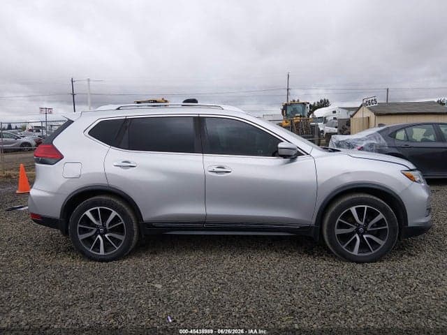 2017 NISSAN ROGUE SL 14