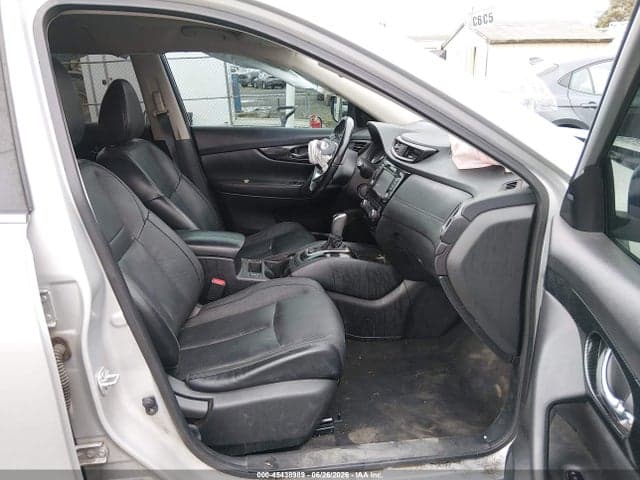 2017 NISSAN ROGUE SL 5