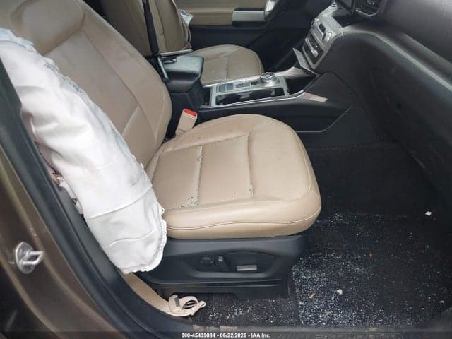 2021 FORD EXPLORER XLT 5