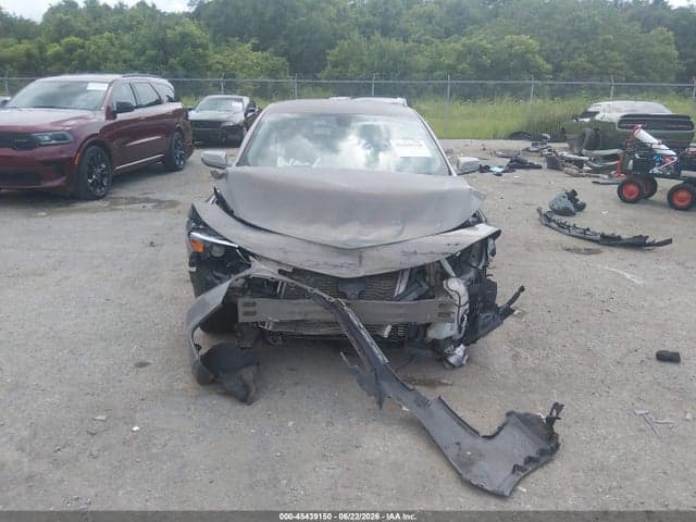2017 CHEVROLET MALIBU 1LT 12